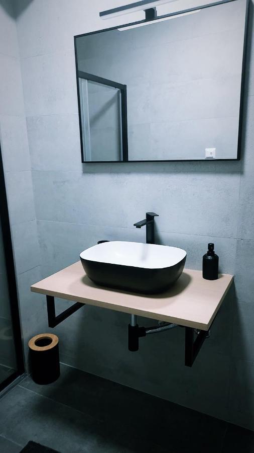 Sustina Apartment Tribalj Cameră foto
