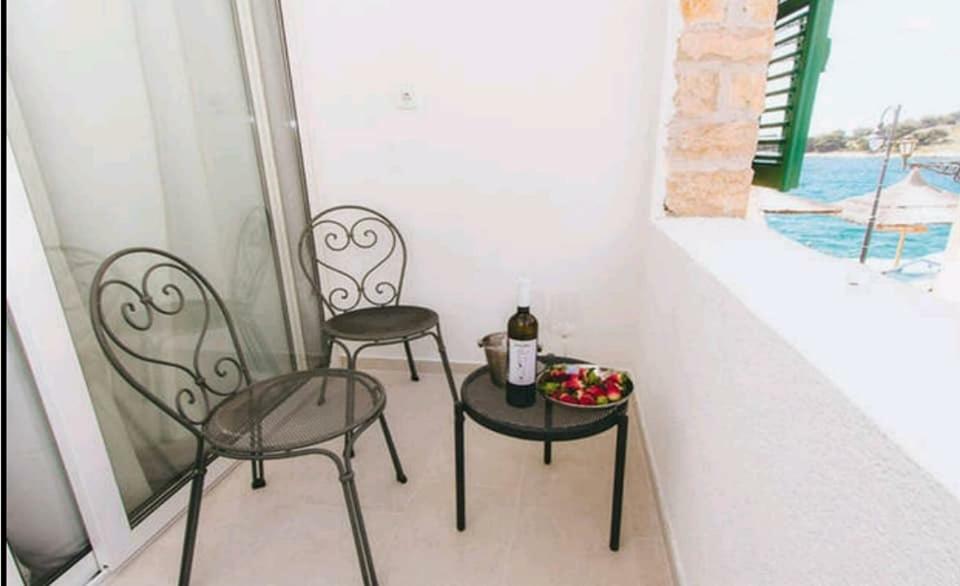 Sustina Apartment Tribalj Exterior foto